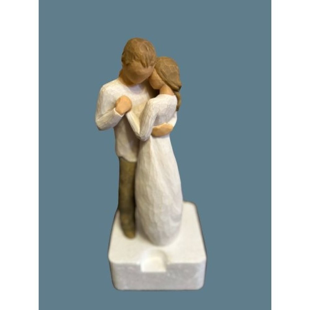 WILLOW Tree Promise 9”h hand-painted resin figure People Figurine / Sculpture